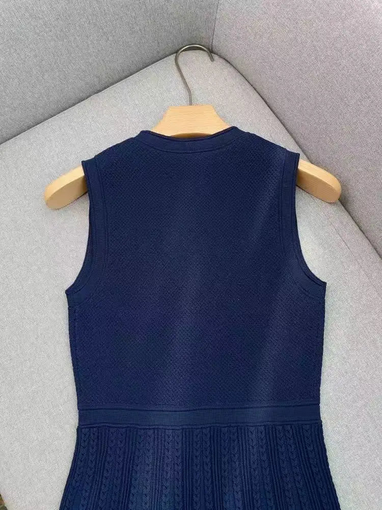 Spring Summer New Fashion Dark Blue Knit Midi Dress Women Temperament Elegant O Neck Sleeveless Single-Breasted Slim Robe Ladies