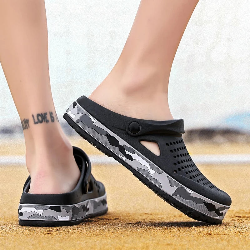 Men's summer casual hole shoes non slip lightweight breathable Two wearing men's sandals fashion comfort beach shoes slippers