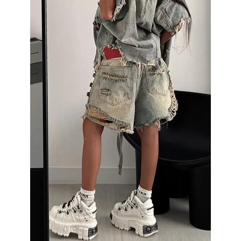 Women's Vintage Ripped Harajuku Loose Fit Jeans Y2K Damage Emo Trashy Calf-Length Pants Kpop Baggy Washed Denim Trouser