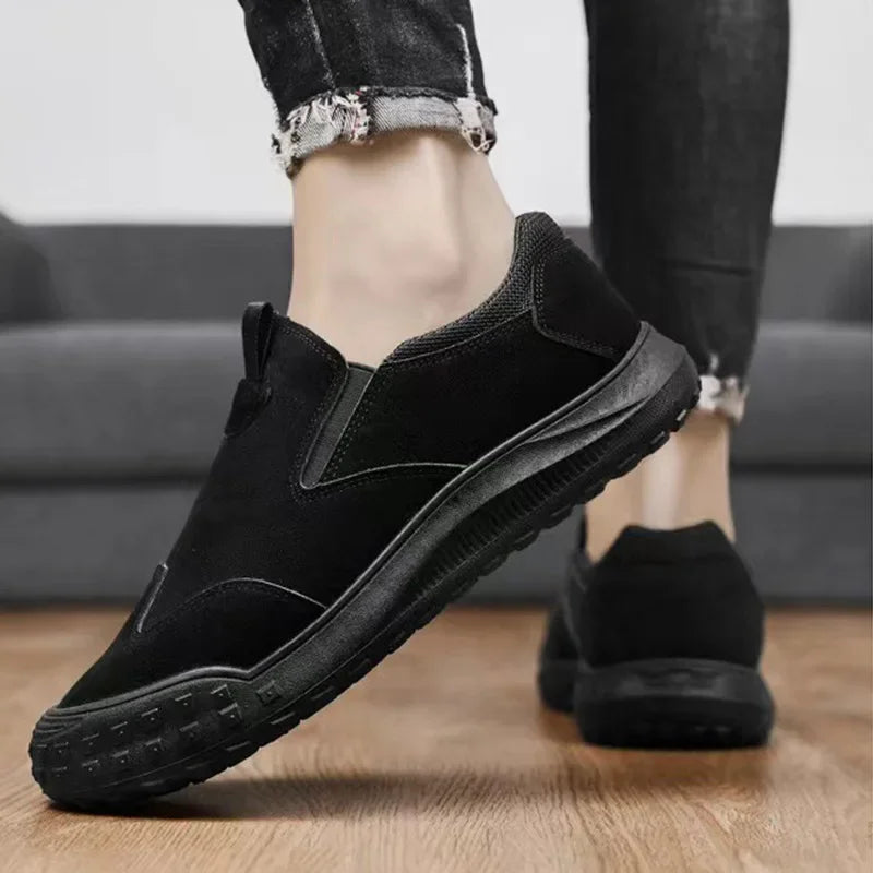 Lightweight Protective Sneakers Summer Breathable Men Work Shoes Safety Shoes Safety Steel Toe Shoes Warm and Trendy Flat Shoes