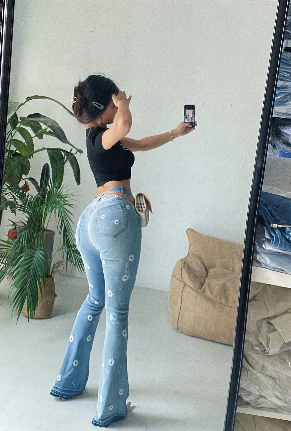 Women's Denim Bell Bottoms High Waist Tight Elastic Long Legs Daisy Embroidered Printed Spicy Girl Slim Straight Jeans UDUE