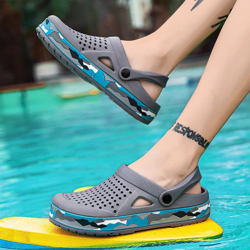 Men's summer casual hole shoes non slip lightweight breathable Two wearing men's sandals fashion comfort beach shoes slippers
