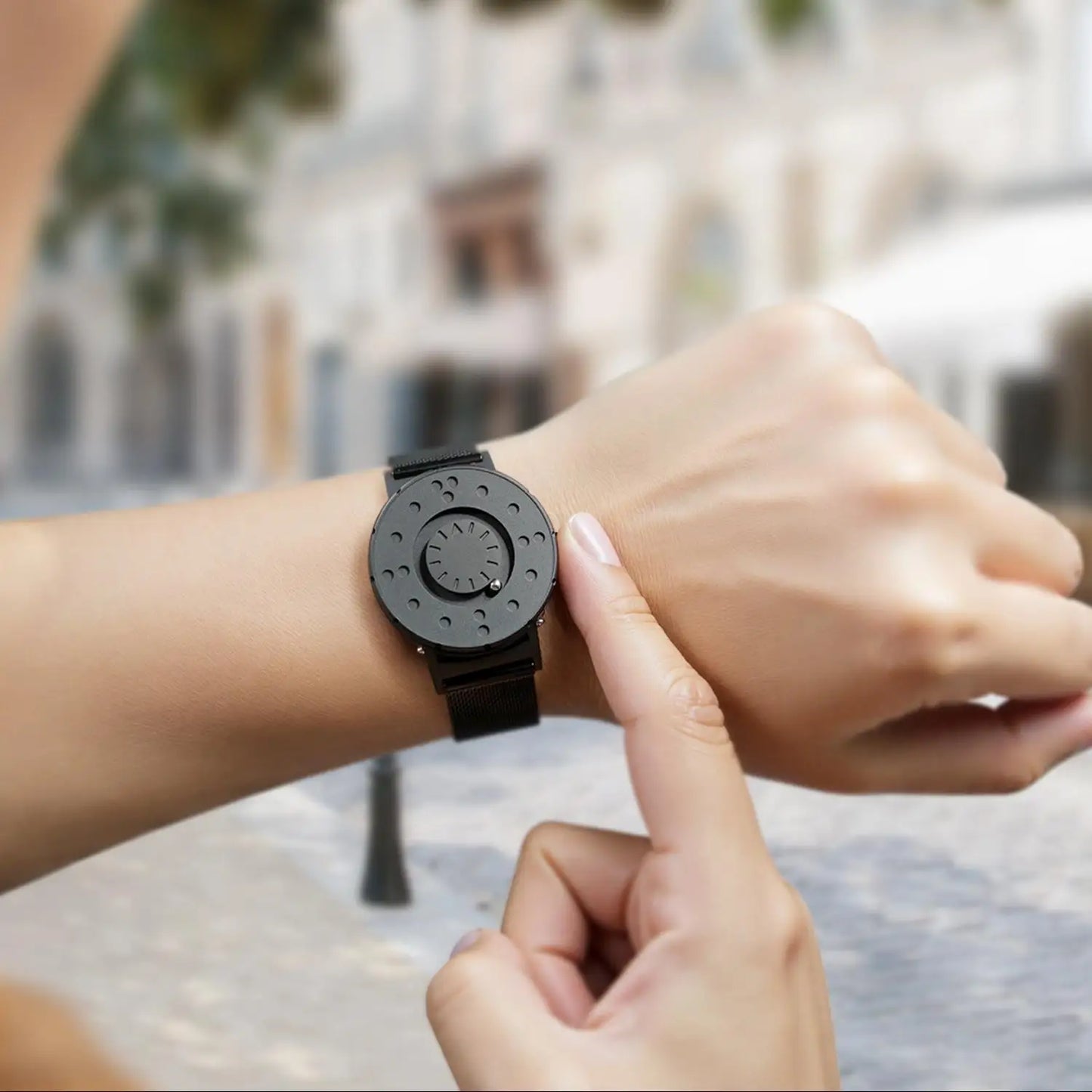 EUTOUR 2025 New Arrival Magnetic Watch Men Digital Black Silver Gray White Quartz Wristwatch