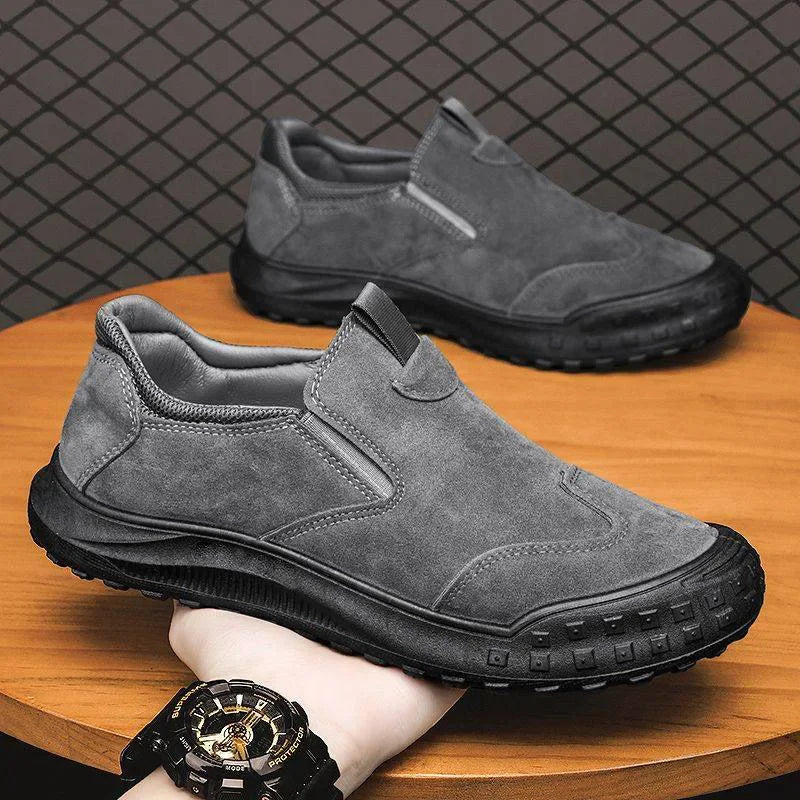Lightweight Protective Sneakers Summer Breathable Men Work Shoes Safety Shoes Safety Steel Toe Shoes Warm and Trendy Flat Shoes