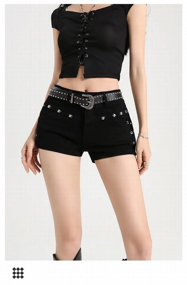 Summer Y2k Sexy Low Waist Mini Denim Shorts Women Vintage Korean Popular Girls Slight Strech Streetwear Gothic Rivet Black Jeans