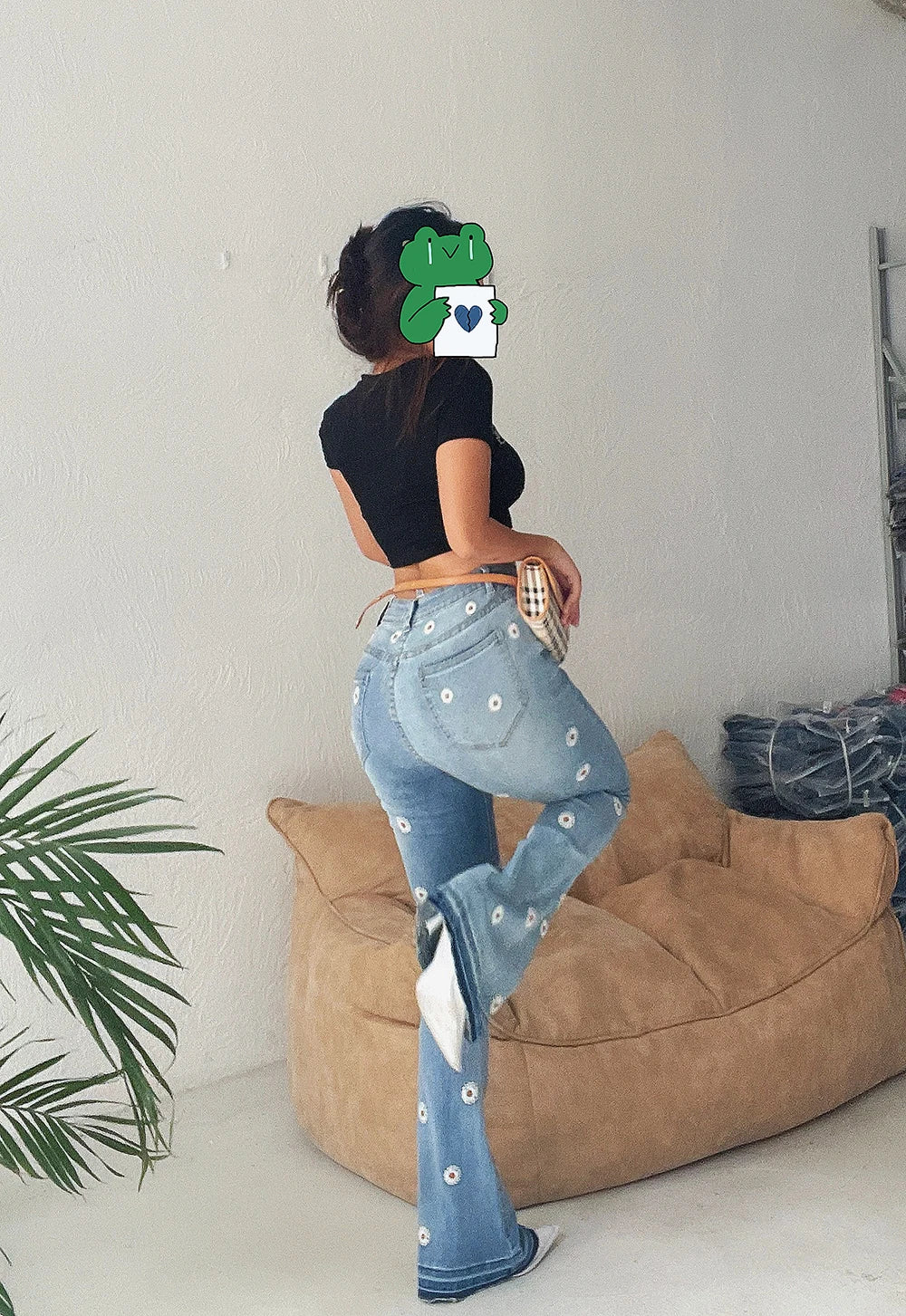 Women's Denim Bell Bottoms High Waist Tight Elastic Long Legs Daisy Embroidered Printed Spicy Girl Slim Straight Jeans UDUE