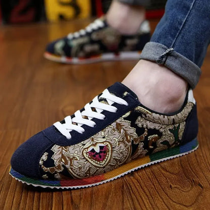 Fashion Graffiti Printed Men Suede Sneakers Red Running Shoes Men's Jogging Shoes Light Gym Trainers Men Flat Embroidery Shoes