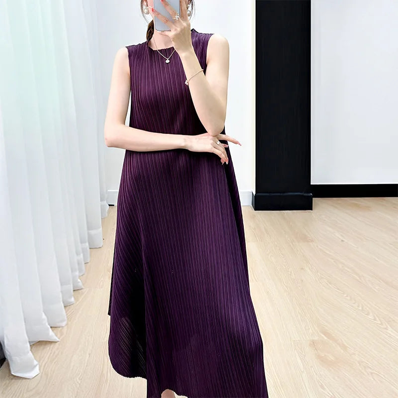 Miyake Skirt Women 2023 Summer New Casual Simple Graceful Loose Pleated Design round Neck Sleeveless DressLuxury Evening Dresses