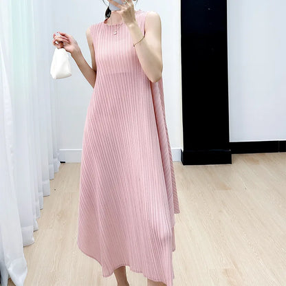Miyake Skirt Women 2023 Summer New Casual Simple Graceful Loose Pleated Design round Neck Sleeveless DressLuxury Evening Dresses