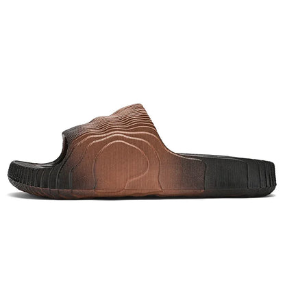 Flip Flop Men's Slide Slipper Man Luxury 2024 Men's Summer Slippers Walk Around Home Male Shoes Sneakers Living Room Slippers