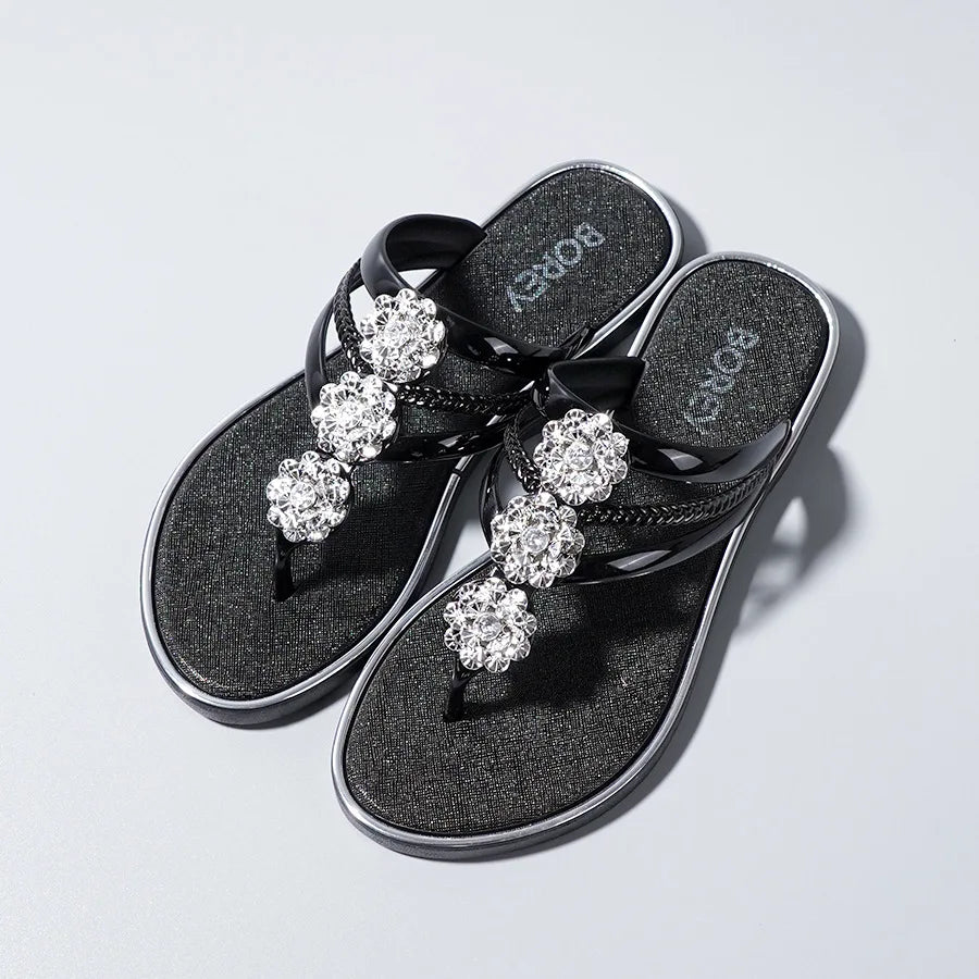 "Women's Flip-Flop Sandals with Rhinestones Beach Casual Slides for Outdoor Wear, Flat Soles and Toe-Post Slippers for Summer"